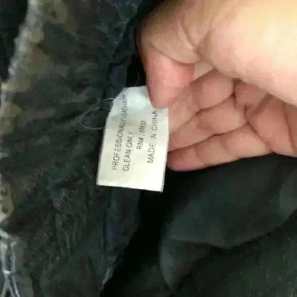 Leoni Black Leather Bomber Biker Jacket with Sherpa Lining Labeled Men's M - Picture 7 of 13